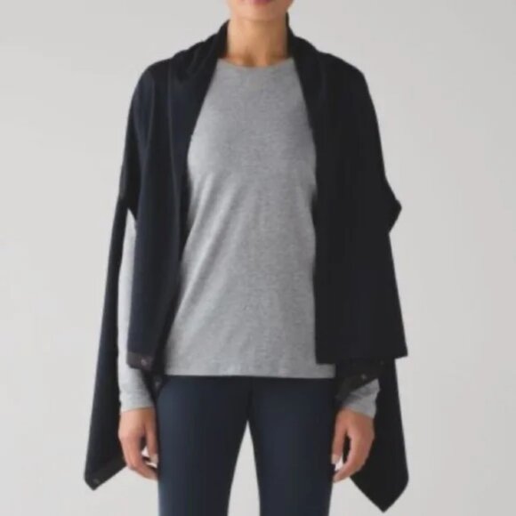 Lululemon Vinyasa Black Scarf Wrap OS - Picture 4 of 5